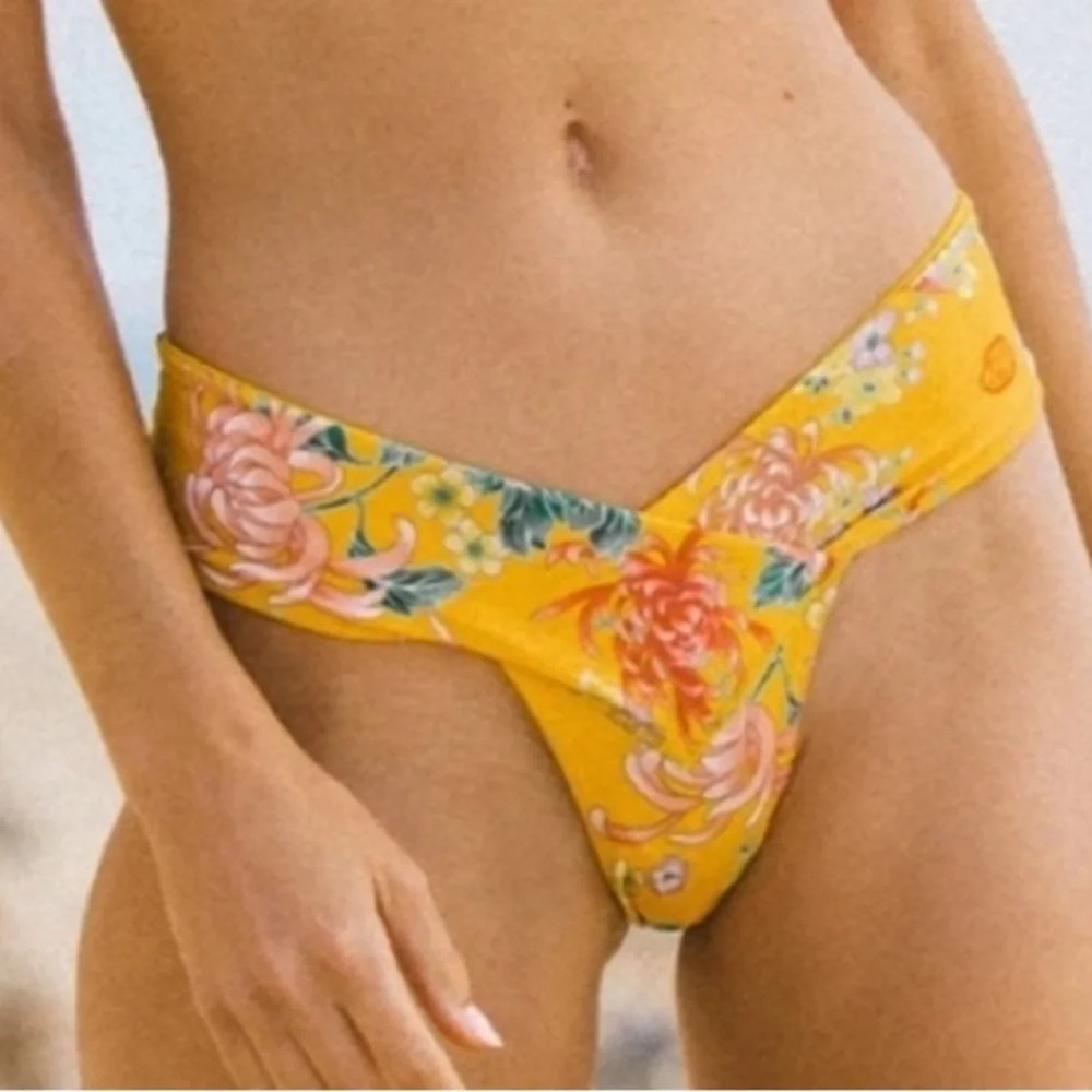 NWOT we are HAH hi-kini kyoto kimono floral marigold bikini bottoms 14078